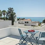 Sea Bliss Your Seaside Retreat In Alporchinhos 度假居 *