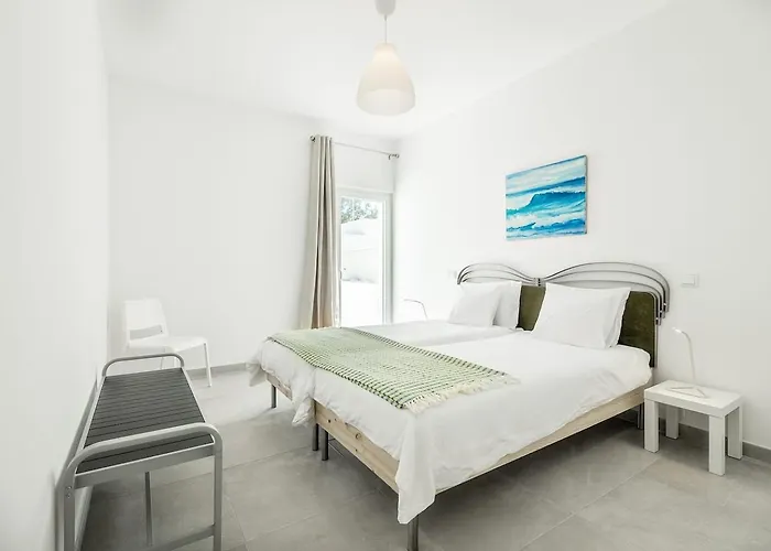 Sea Bliss Your Seaside Retreat In Alporchinhos Dom wakacyjny Armação de Pêra