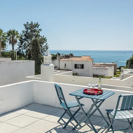 Holiday home Sea Bliss: Your Seaside Retreat In Alporchinhos