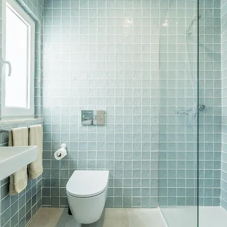 Sea Bliss Your Seaside Retreat In Alporchinhos 度假居 *